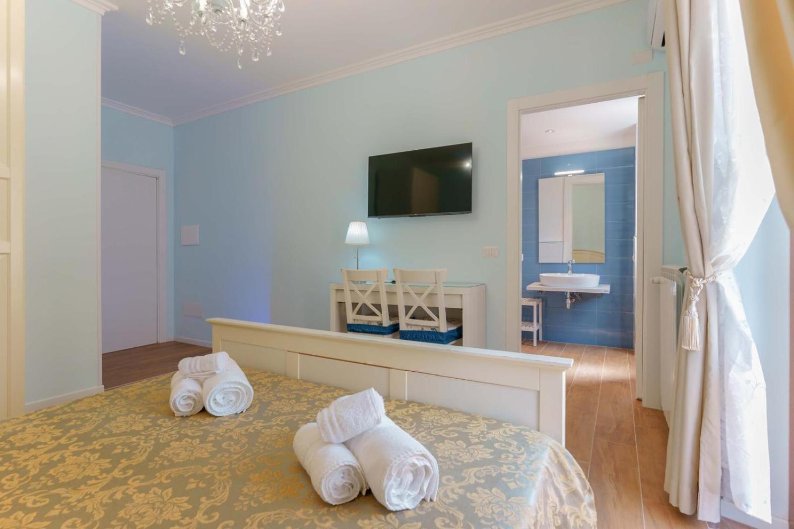 Al Teatro Lirico Hotel Cagliari Luaran gambar