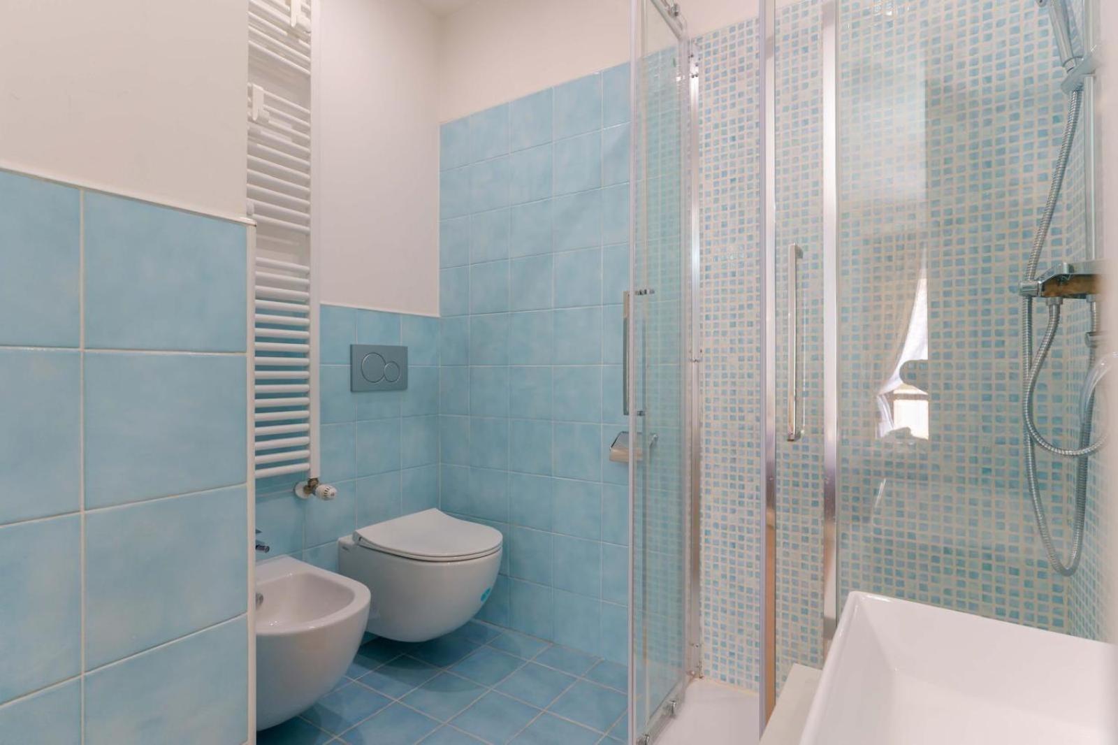 Al Teatro Lirico Hotel Cagliari Luaran gambar